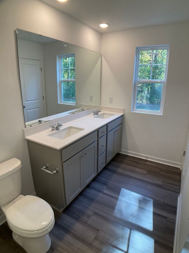 Building Photo - Brand New Townhome in Lawson Townes, Haw R...