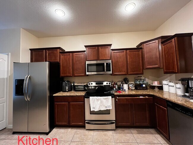 Building Photo - 4046 Mountain Chestnut Way