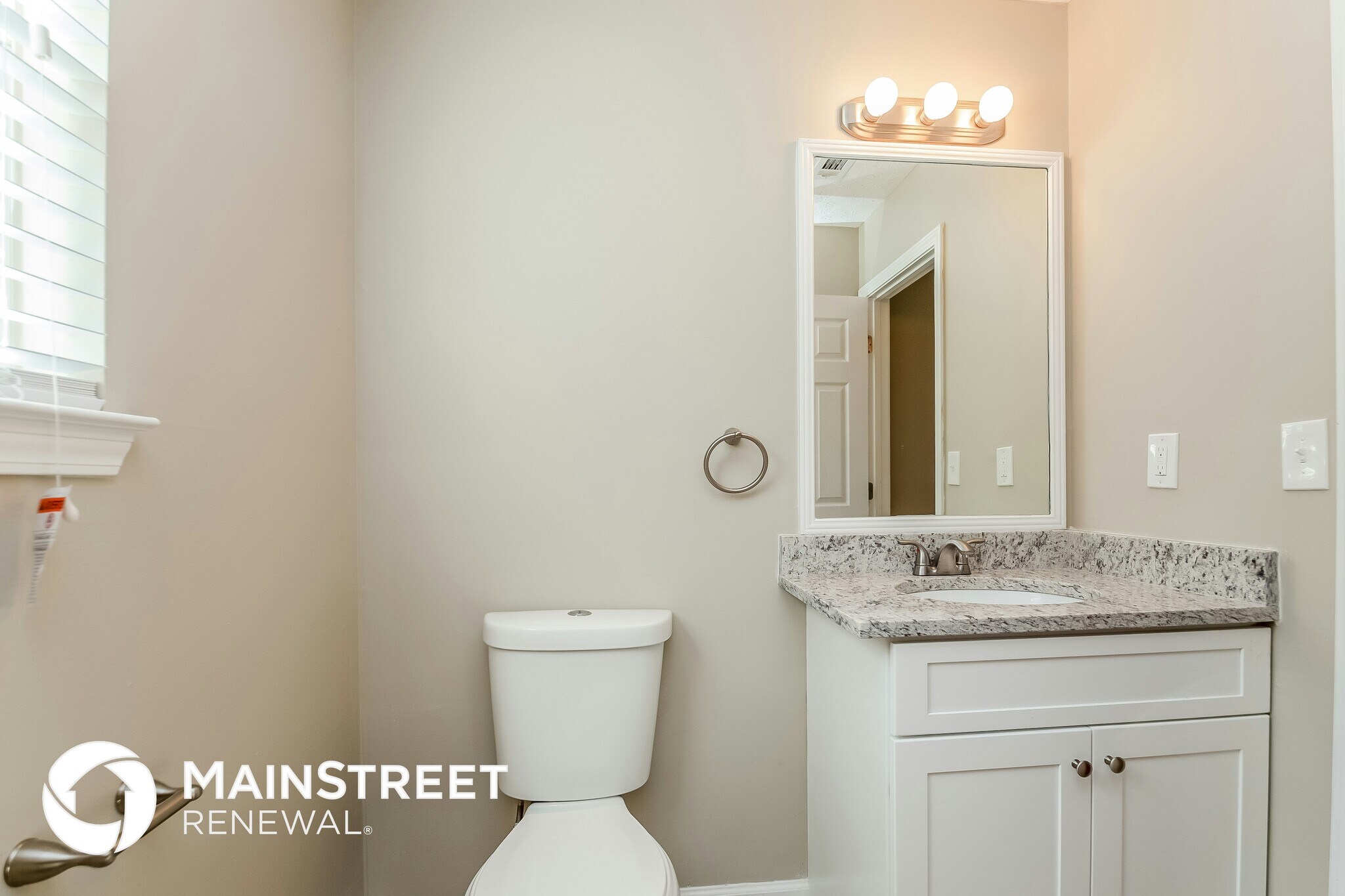 Building Photo - 3120 Lake Port Dr SW