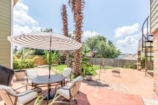 Building Photo - 5421 Blue Haven Dr