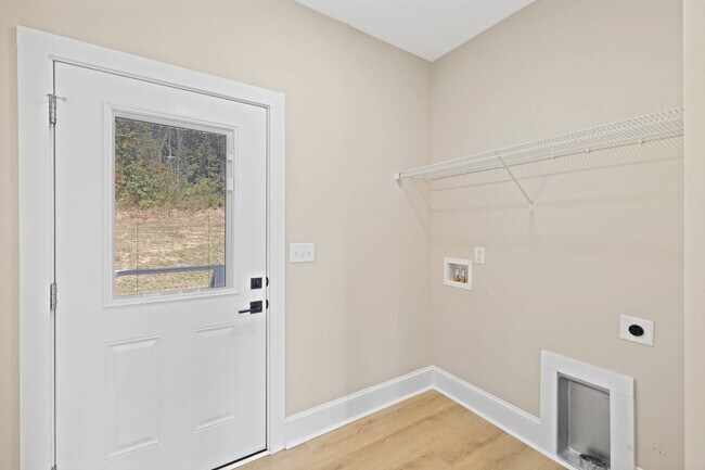 Building Photo - 43 Mcilwee Ln