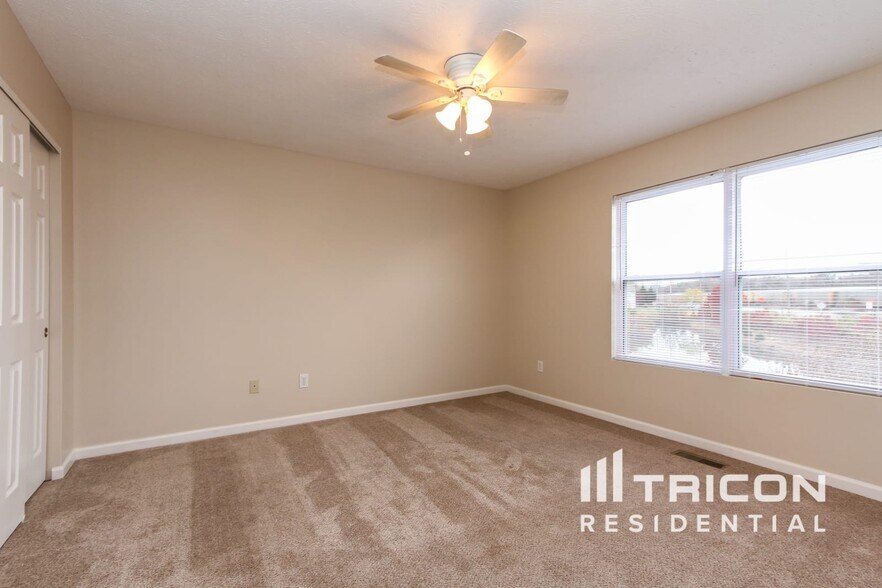 Building Photo - 7142 Dewester Dr