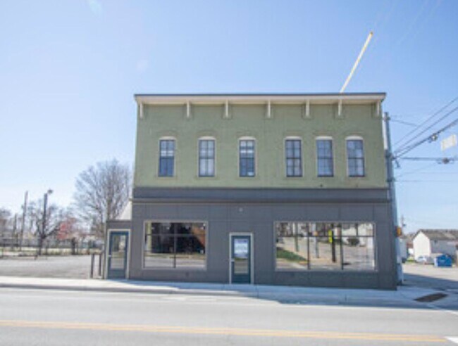 Building Photo - Newly Remodeled Studio Apartment