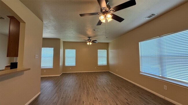 Building Photo - 5127 Prosperity Cir