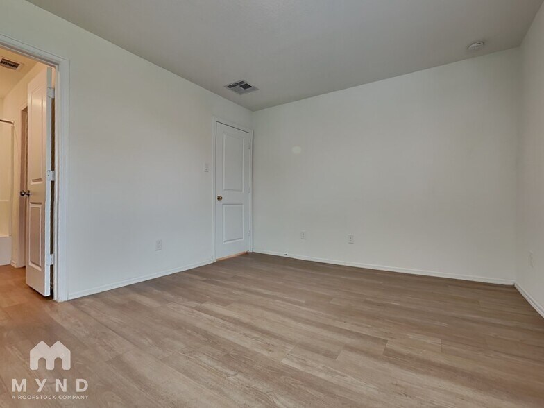Building Photo - 26815 Wilderye Cv Ln