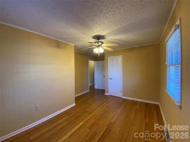 Building Photo - 203 Ratchford Farm Rd