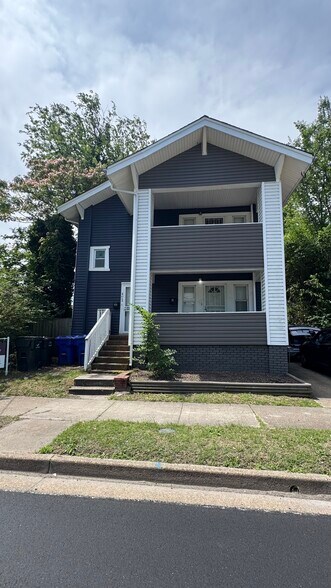 Building Photo - 409 W 27th St
