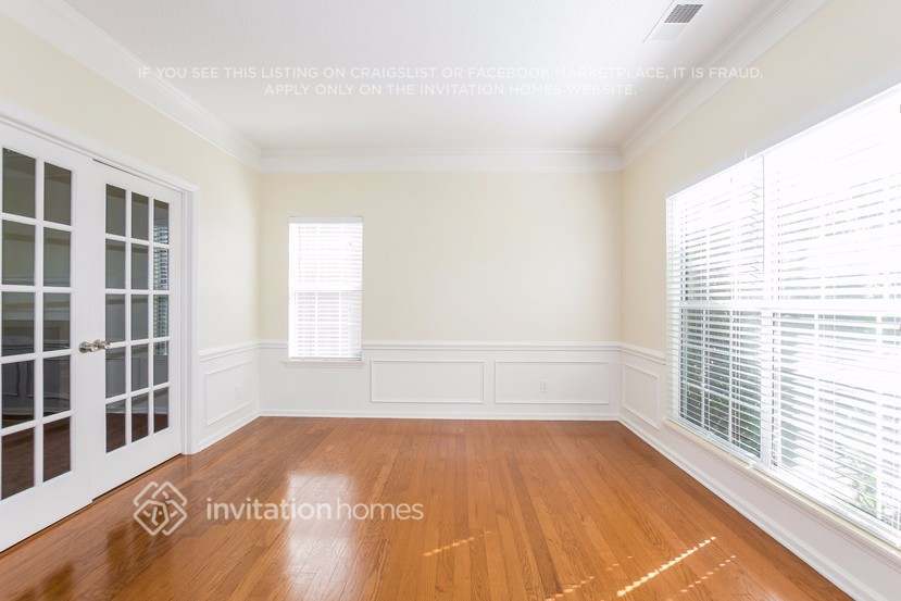 Building Photo - 4817 Brownes Ferry Rd