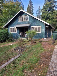 Building Photo - 284 Pearl St