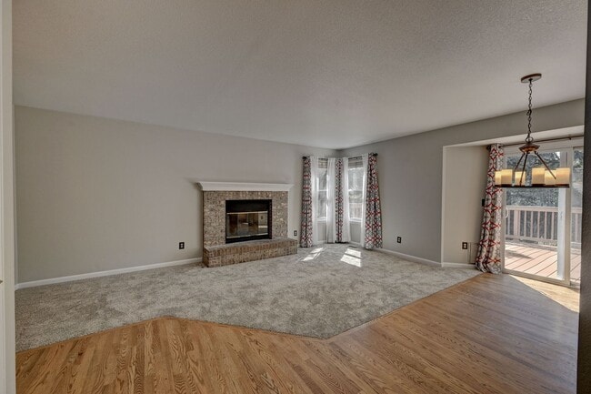 Building Photo - 1625 Flint Ct