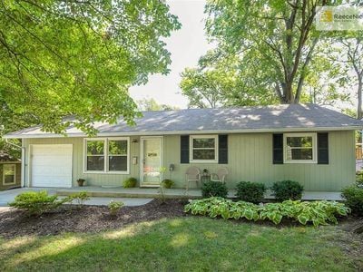 Building Photo - 7721 Rosewood Dr