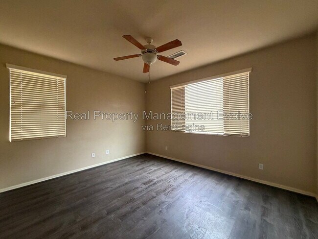 Building Photo - 5640 W Kowalsky Ln