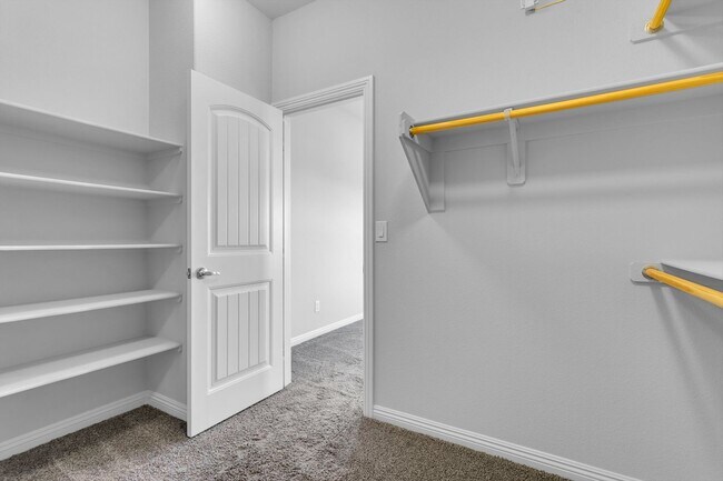 Building Photo - Great Southwest Home