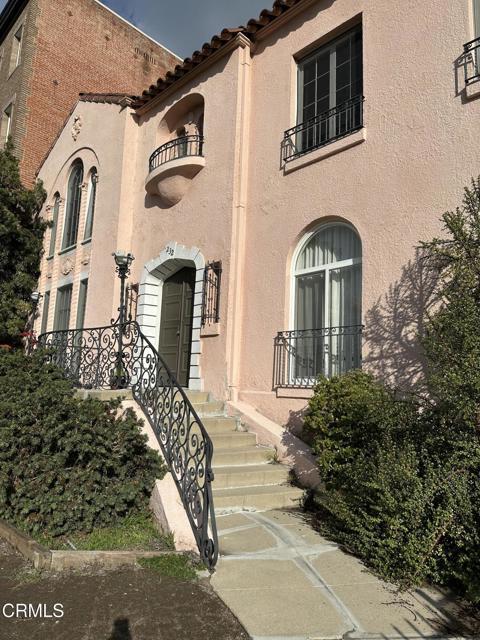 Primary Photo - 232 S Berendo St