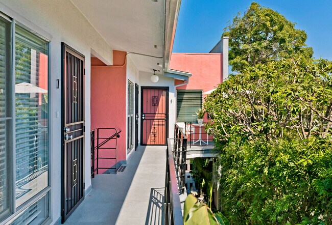 Front Walkway - 1035 N Sierra Bonita Ave