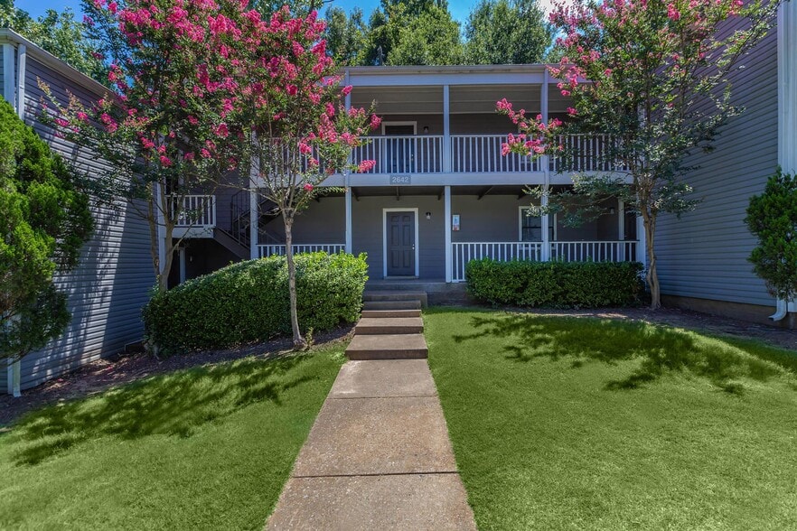 Covington Hills 4800 Raleigh Lagrange Rd Memphis TN 38128 Apartment Finder