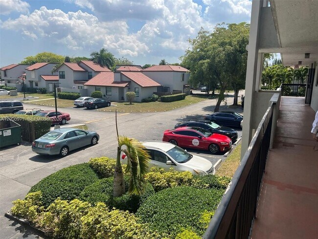 Building Photo - 10317 NW 9th St Cir