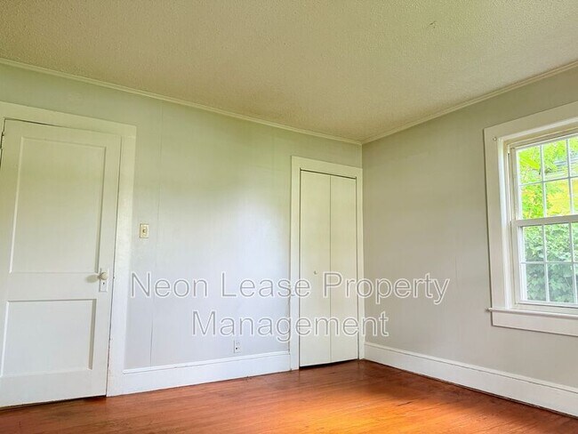 Building Photo - 212 N Shipley St