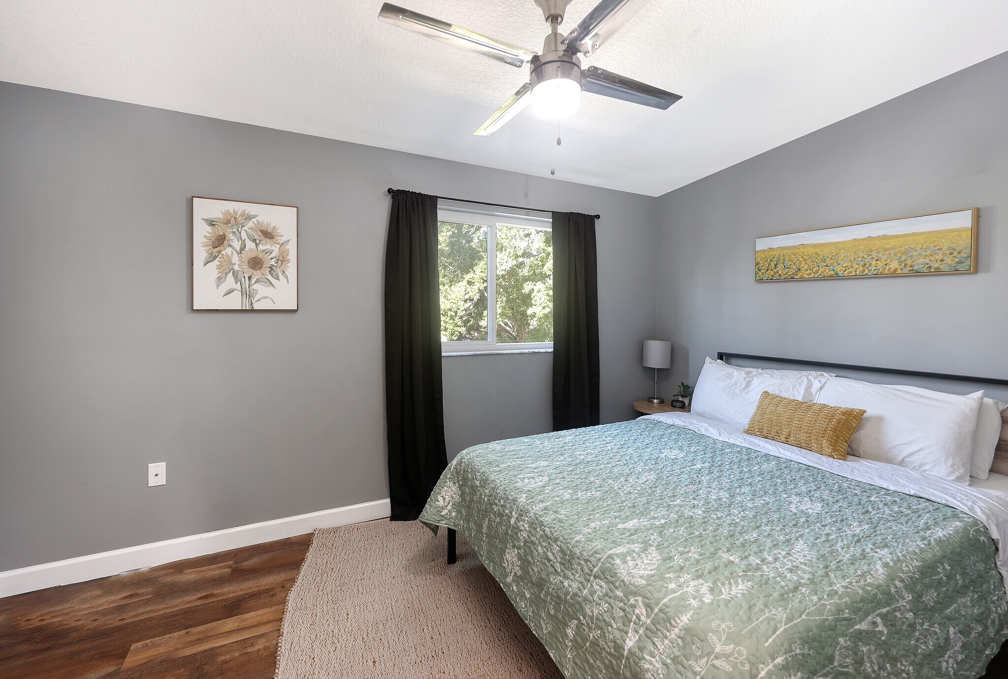 Building Photo - 1007 N East Ave