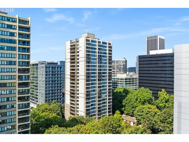 Building Photo - 255 SW Harrison St