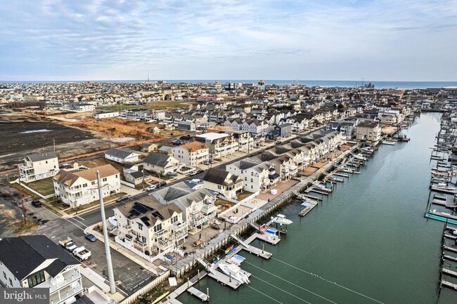 Building Photo - 536 W Montgomery Ave