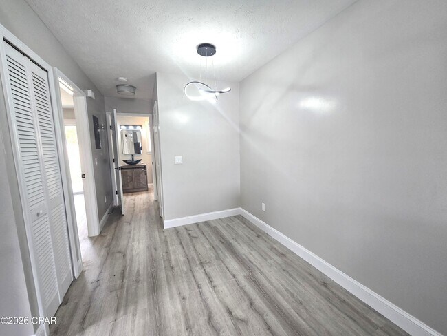 Building Photo - 9022 Houston St