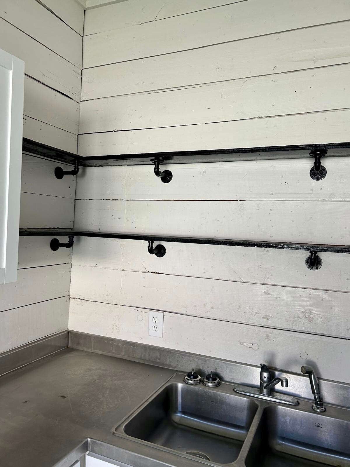 Open shelving in kitchen - 810 Aganier Ave