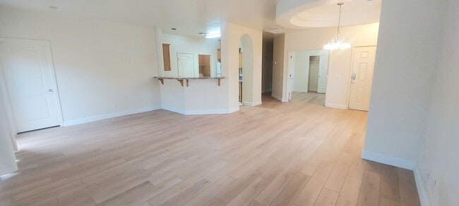 Building Photo - BEAUTIFUL 3BED 2BATH HOME LOCATED NEAR BAS...