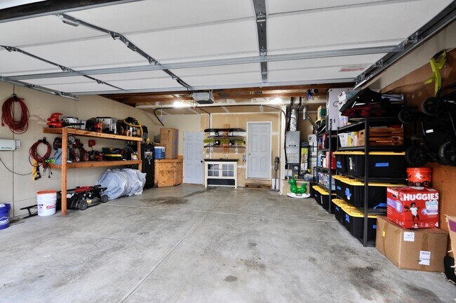 Building Photo - Hayden Rancher with RV parking