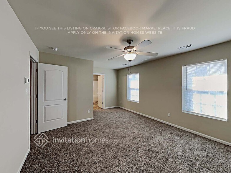 Building Photo - 1330 Cadre Cir