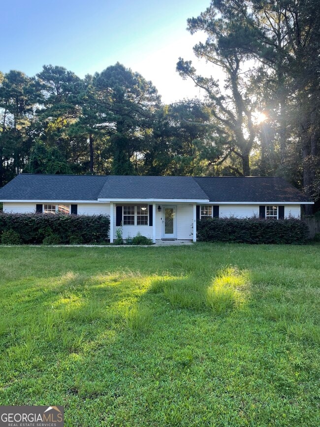 Primary Photo - 89 River Oaks St