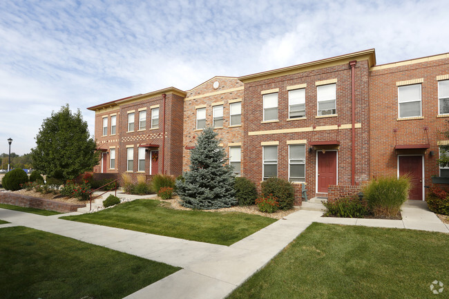 Building Photo - Enclave Rigden Farm North