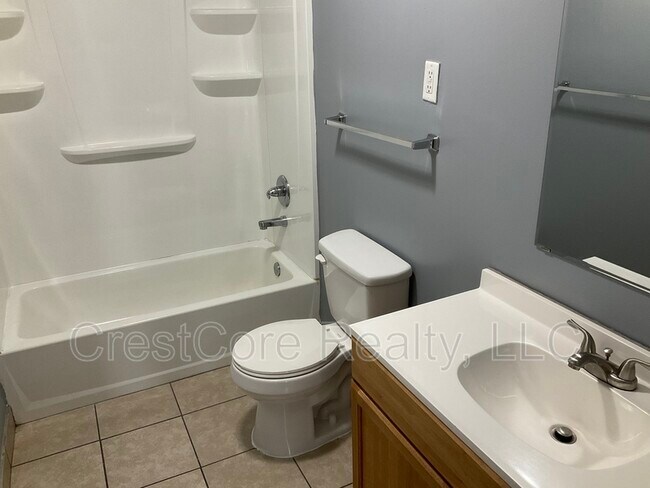 Building Photo - 654 Spottswood Manor Dr