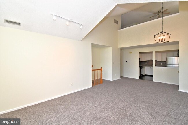 Building Photo - 3208 Danbury Ct