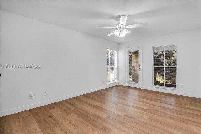 Building Photo - 777 Riverside Dr