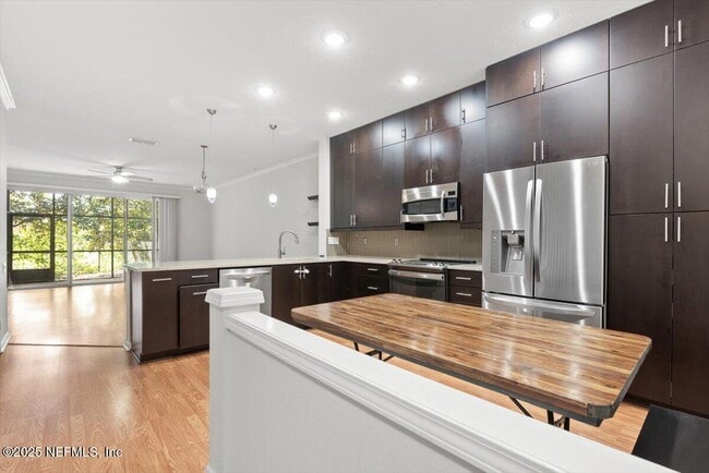 Building Photo - 7552 Scarlet Ibis Ln