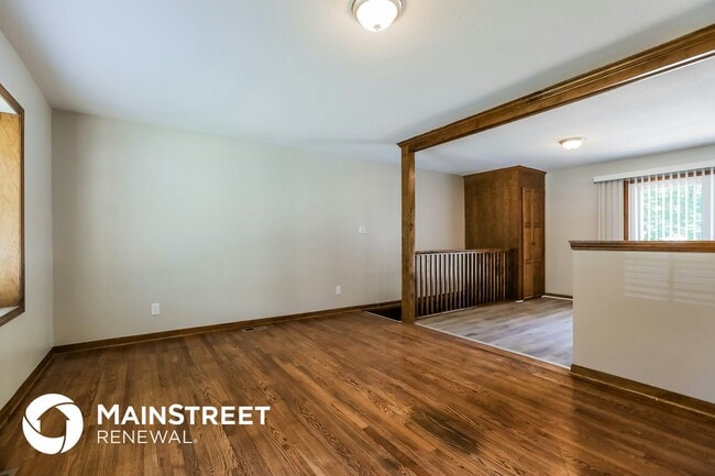 Building Photo - 2804 N 109th St