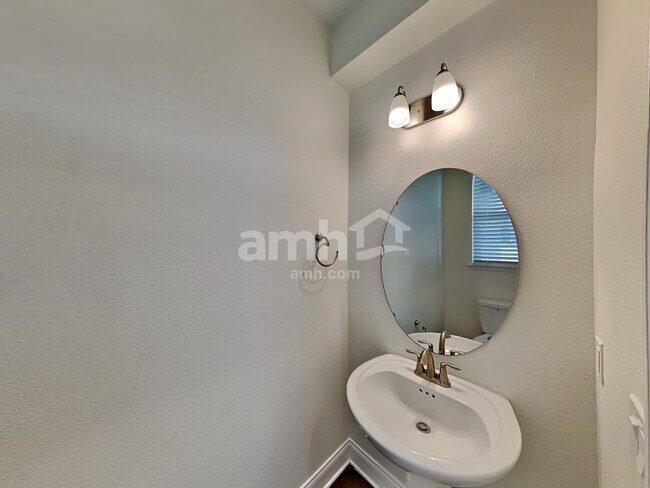 Building Photo - 6162 Little Blf Cir