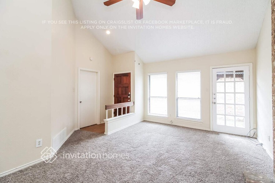 Building Photo - 3703 Clover Hill Ln