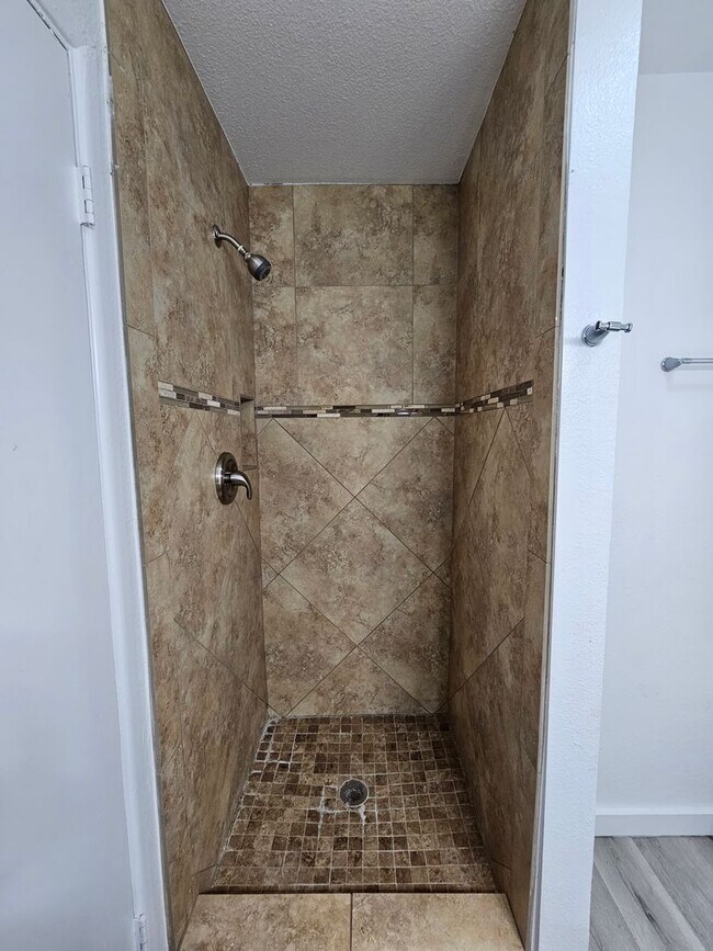 Building Photo - Updated 4BR Home | Pool + 2 Car Garage | Single Level