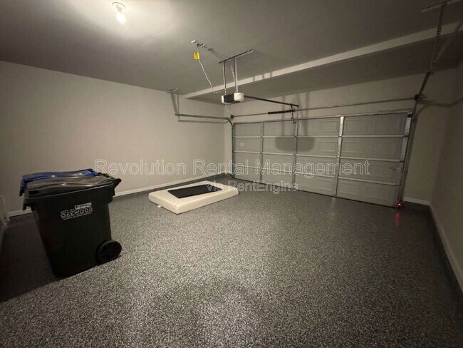 Building Photo - 4903 Hillstone Dr