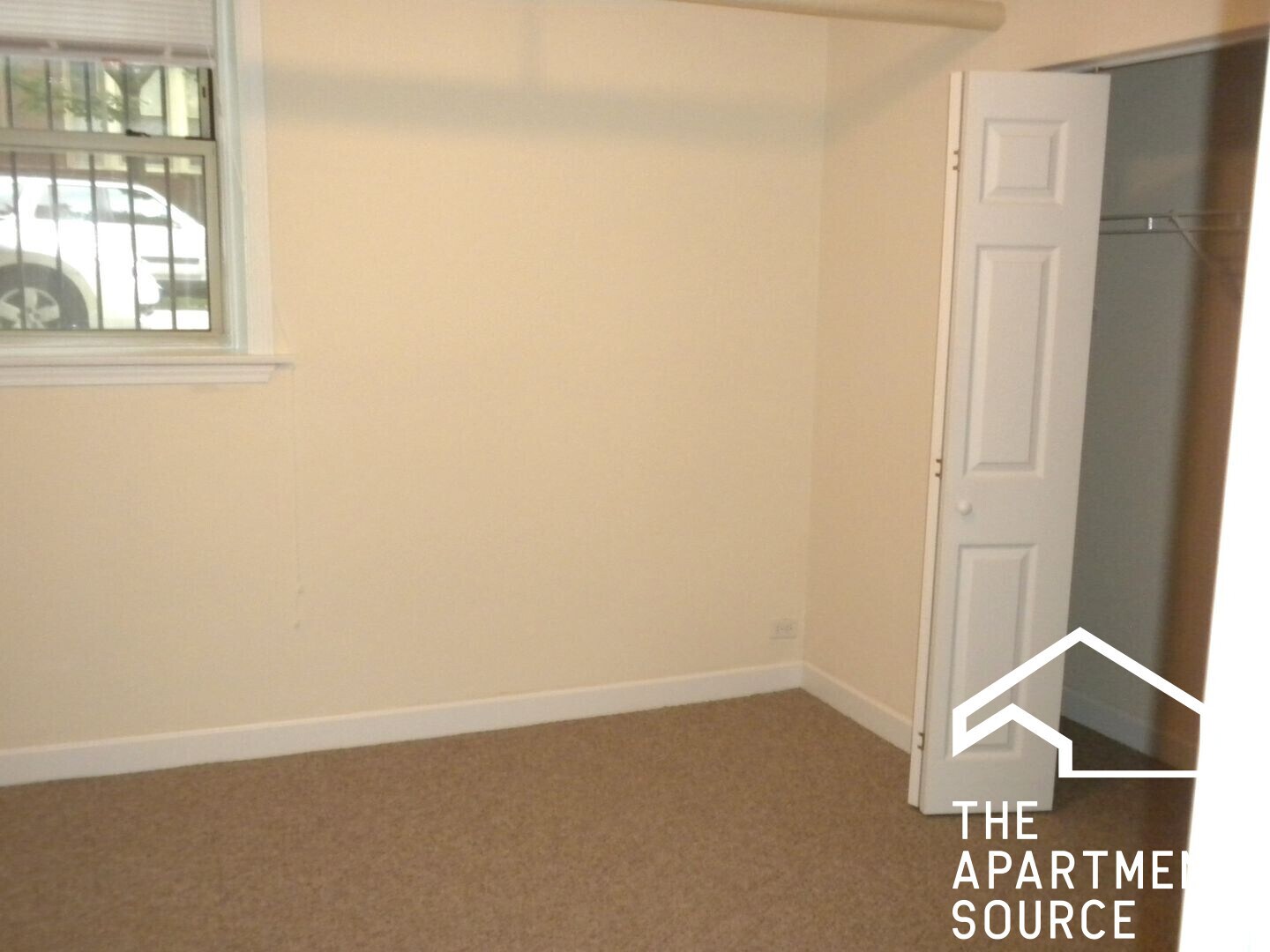 Building Photo - 2455 N Spaulding Ave