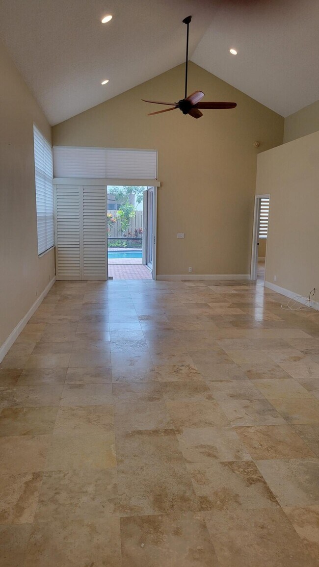 Building Photo - 6675 NW 25th Way