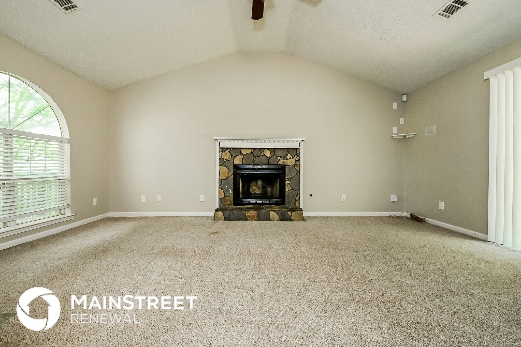 Building Photo - 100 Woodcrest Way