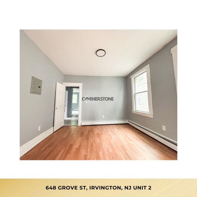 Building Photo - 648 Grove St