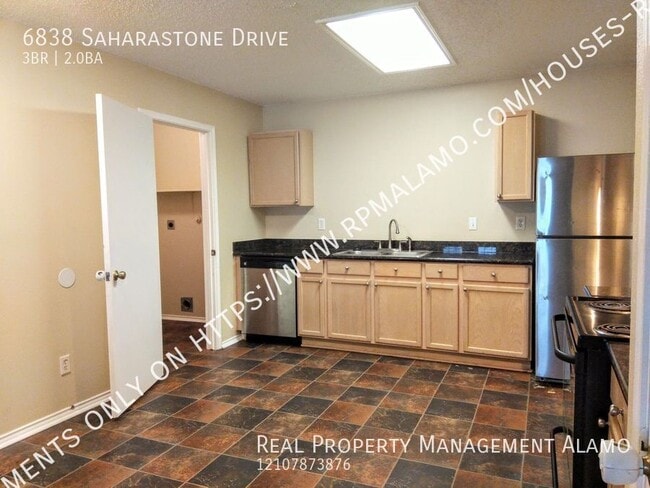 Building Photo - 6838 Saharastone Dr