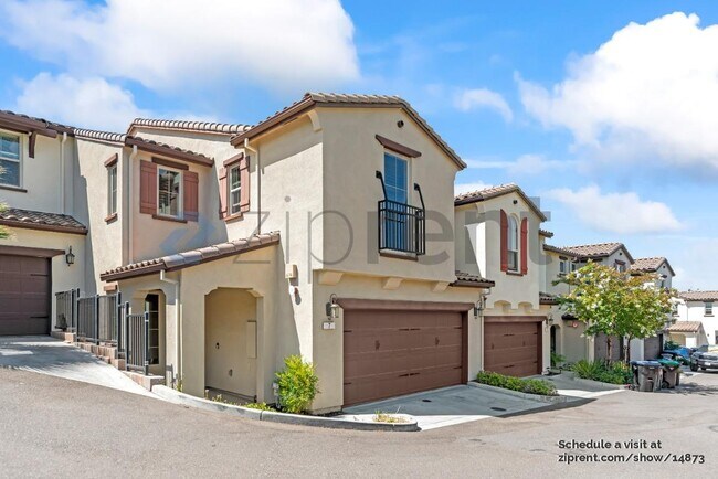Building Photo - 7 Rogers Ln