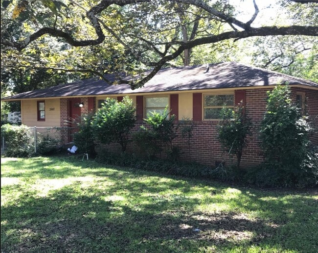 Building Photo - 2448 Rosen Ave