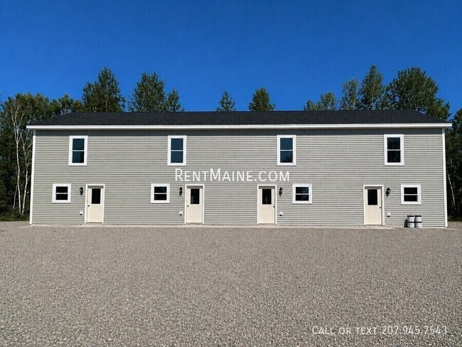 Building Photo - 599 Pine Tree Rd