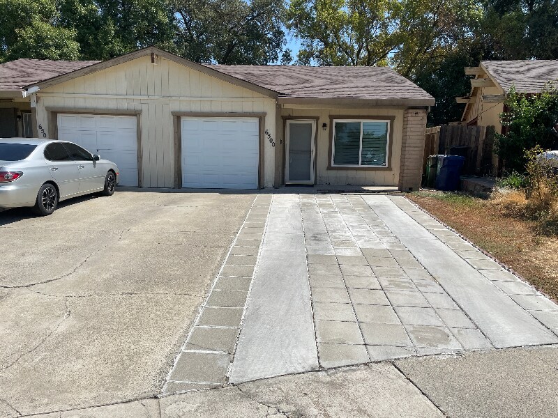 Building Photo - 6500 Mauana Way